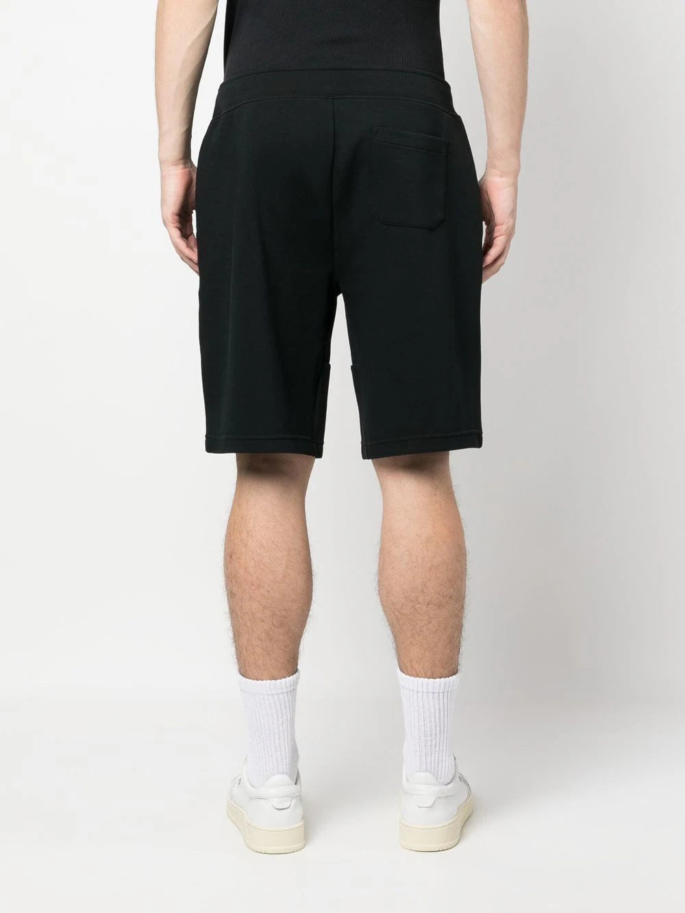Trainingsshorts mit Stickerei